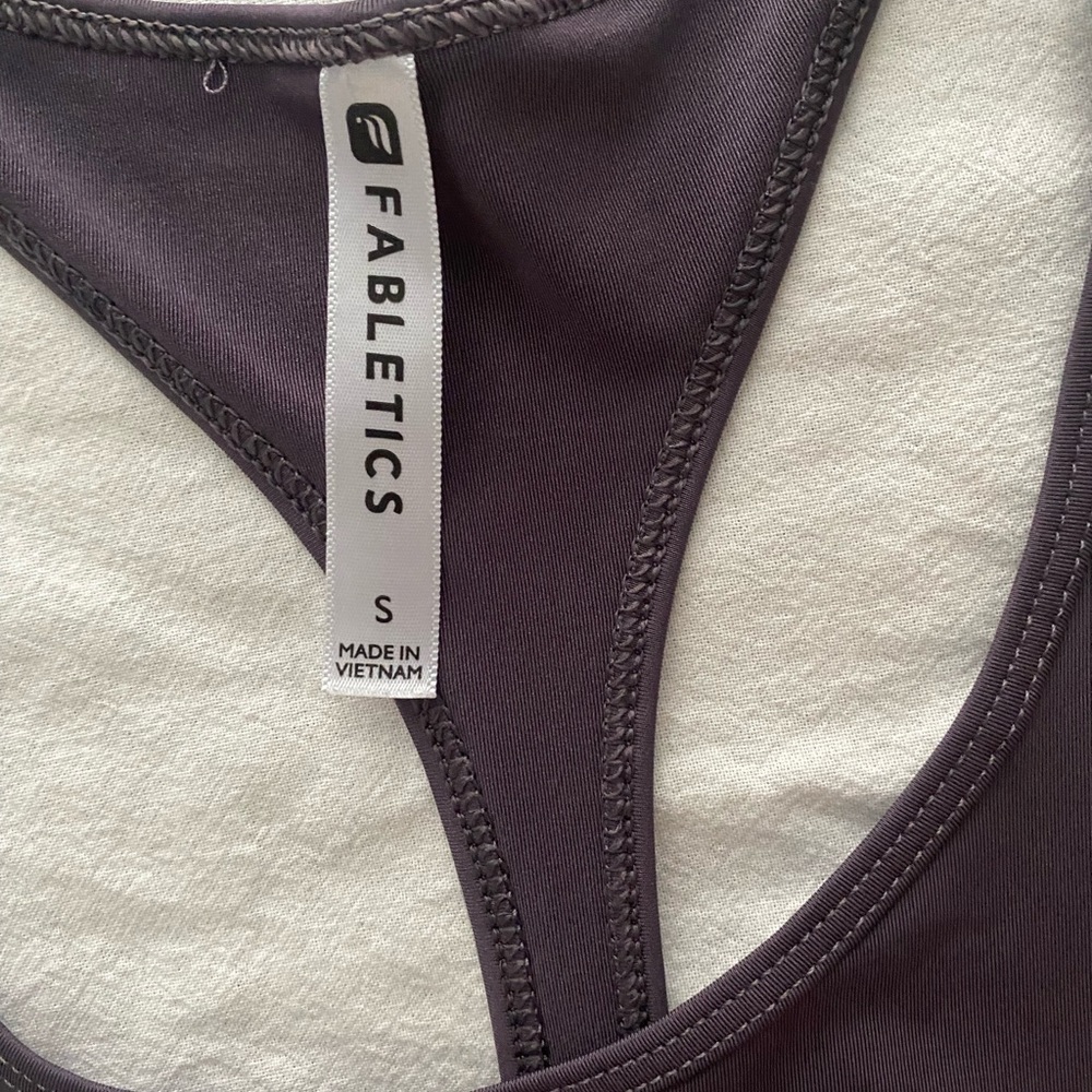 Deep Purple Fabletics Racerback - Picture 2 of 2